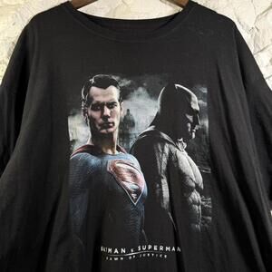 Batman Vs Superman Dawn Of Justice Tee Size XXL